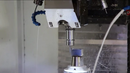 Fabbricazione di prodotti OEM Fresatura ad alta precisione Tornitura Servizio macchine CNC Incisione Parte metallica